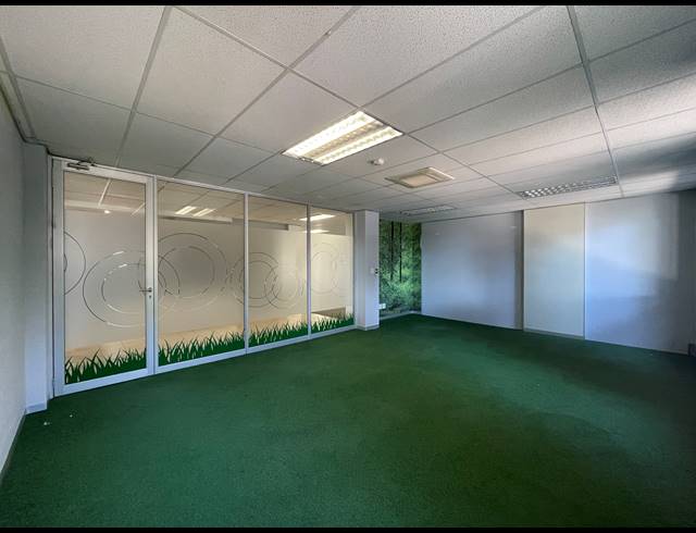 332M² OFFICE TO LET IN SANDTON CENTRAL